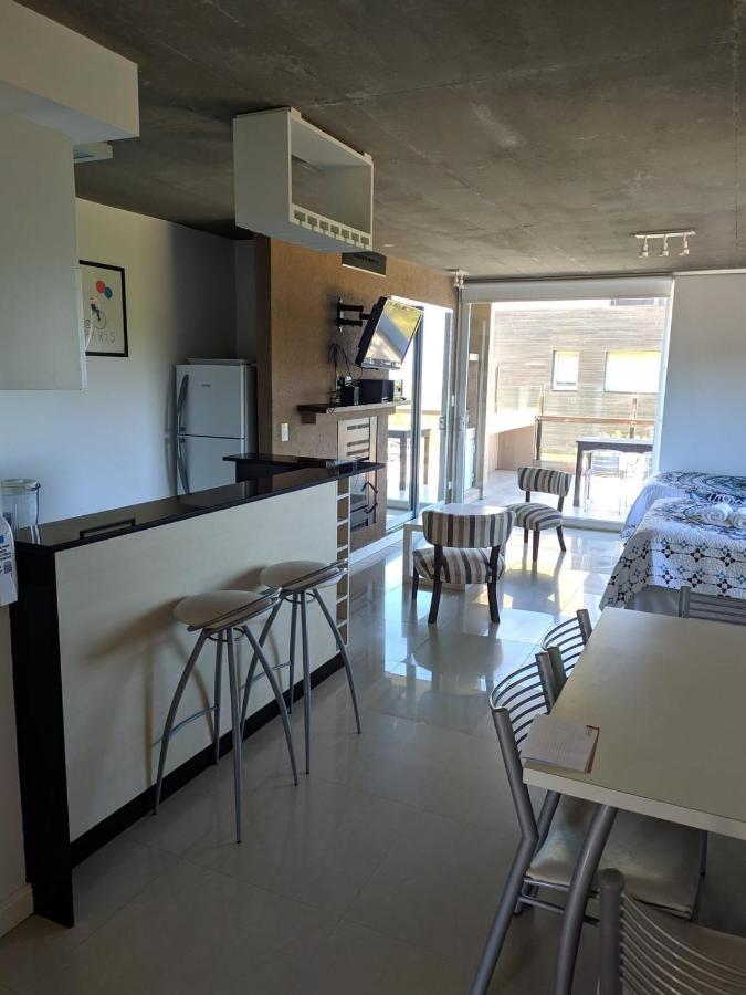 Linda Bay 202 Apartment *